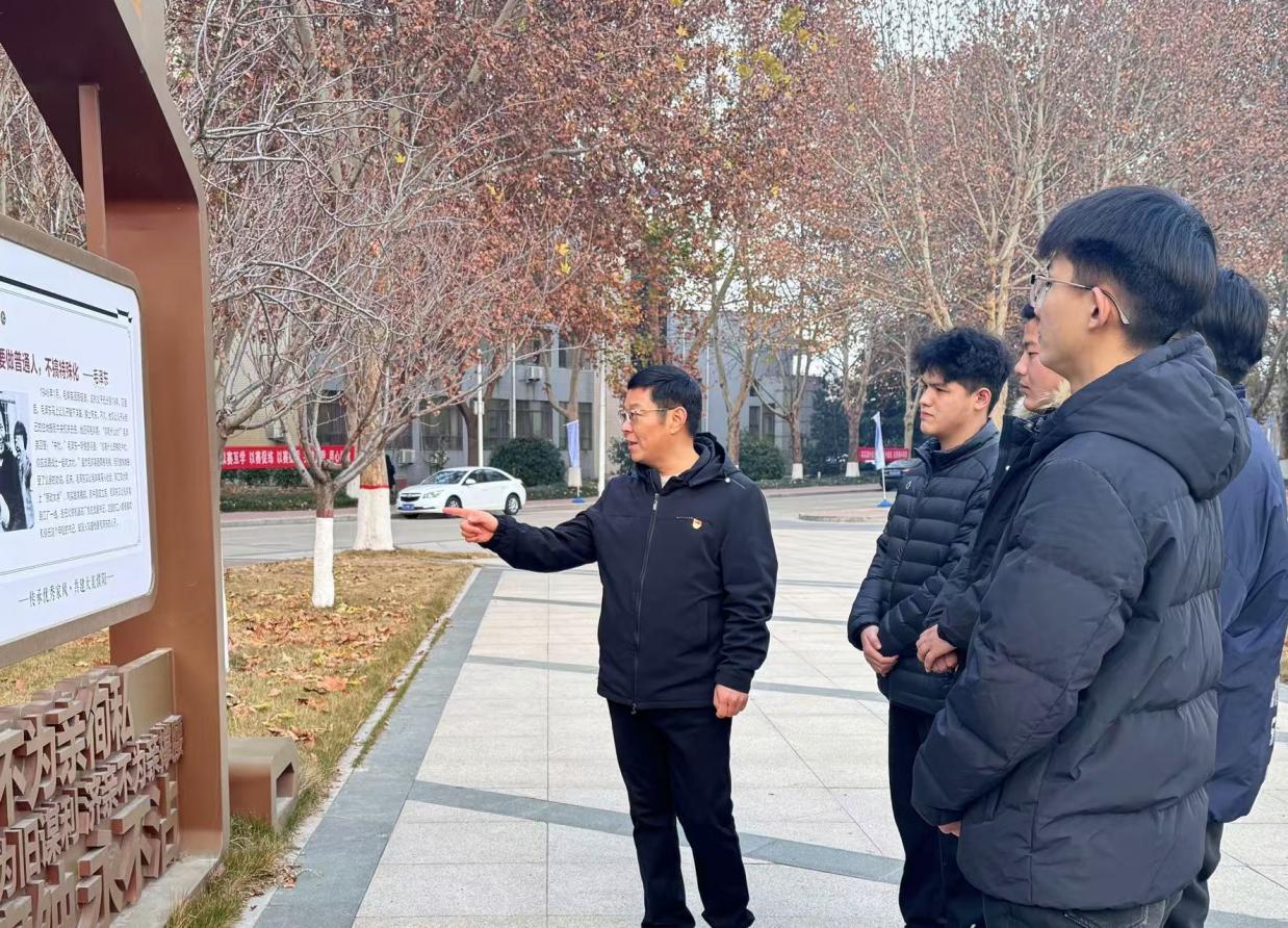 图示, 示意图

中度可信度描述已自动生成:ver1